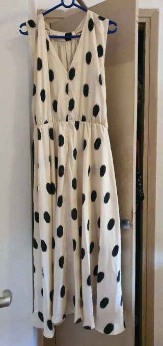 Vestido de fiesta con lunares