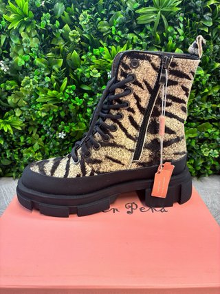 Botines Alma en Pena Animal Print - talla 37