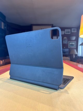 Magic Keyboard iPad Pro 11"