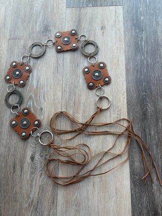 Cinturón Piel Boho Detalles Metálicos