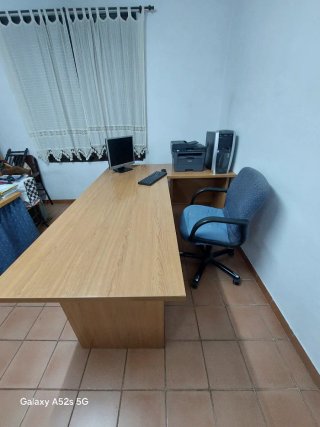 Set di 2 tavoli da ufficio in legno