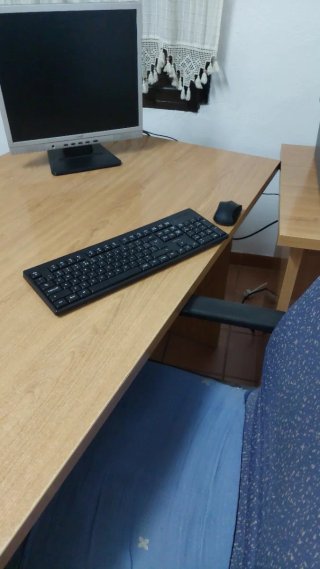 Set di 2 tavoli da ufficio in legno
