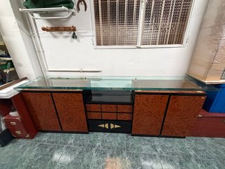 Aparador moderno cristal y madera