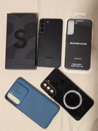 Samsung Galaxy S22+ 256GB + 3 Fundas