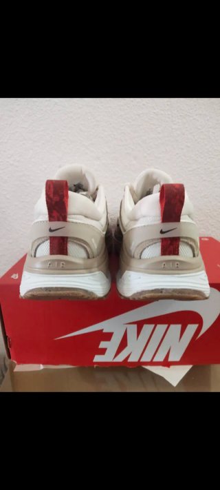 Zapatillas Nike Air Max Bliss SE Talla 38 nuevas
