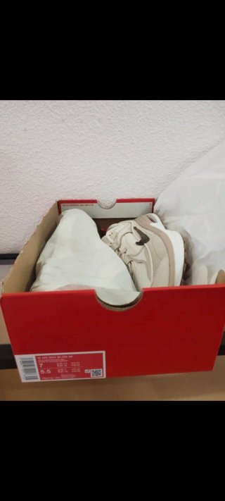 Zapatillas Nike Air Max Bliss SE Talla 38 nuevas