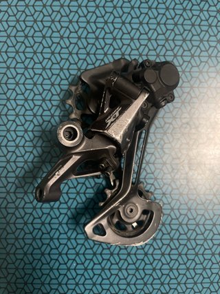 Desviador trasero Shimano XT 12v