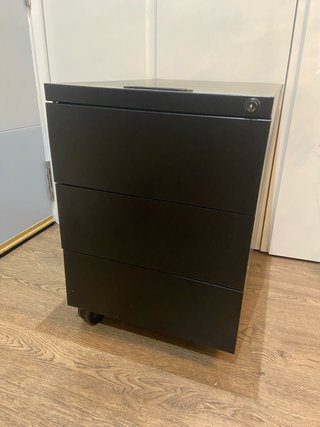 Cajonera de Oficina Metálica Negra Ruedas + llave