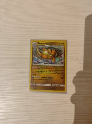 Carta Pokémon Dragonite 151/236 – Sol y Luna