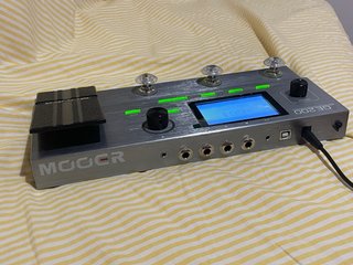 Mooer GE200 Procesador de Guitarra