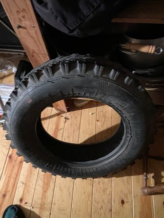 Neumático original Lada Niva (URSS) 175/80r16