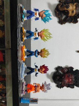5 Figuras Dragon Ball Gashapon UG Goku vegeta