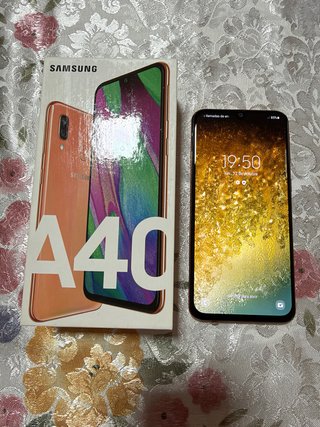 Samsung Galaxy A40 64GB Coral