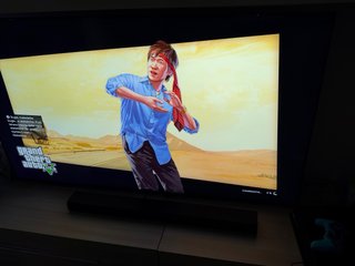 Sony PS4 Pro 1TB + 3 Giochi + Controller