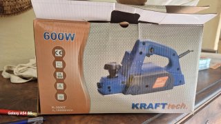 Cepillo Eléctrico para Madera KRAFTtech 600W