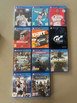 PlayStation 4 (PS4) + 11 Giochi