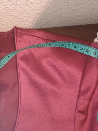 Traje Higar Novias Seda Bordado color vino