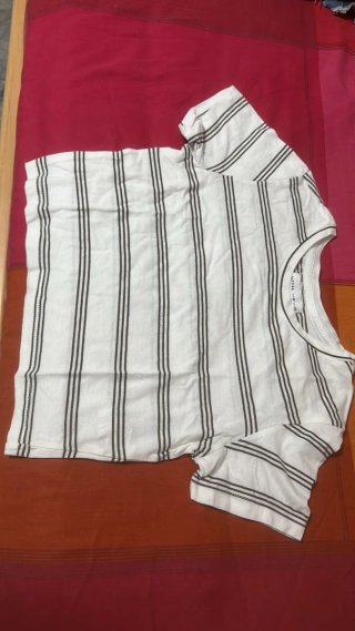 Camiseta de rayas manga corta