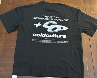 Camiseta Cold Culture Negra Hombre de Shein