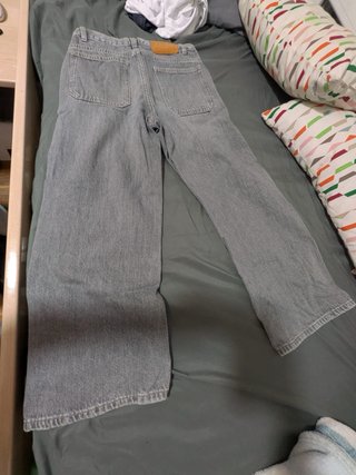 Pantalones baggy Zara grises