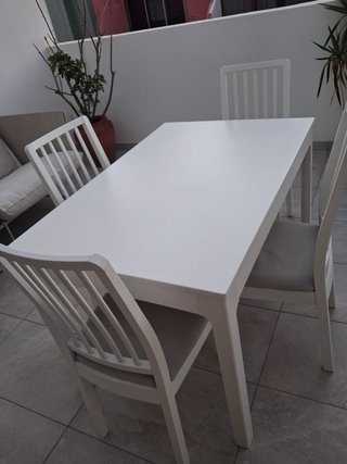 Mesa comedor extensible madera blanca + 4 sillas
