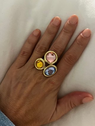 Anillo Luxenter Dorado con Piedras
