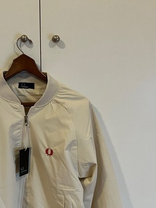 Chaqueta Fred Perry Beige