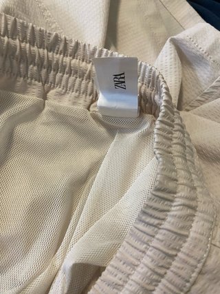 Pantalón corto Zara hombre beige