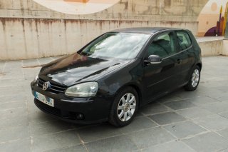 Volkswagen Golf 2004