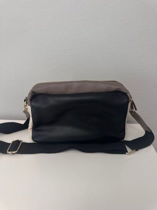 BANDOLERA TRICOLOR CON MONEDERO PRIMARK