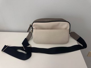 BANDOLERA TRICOLOR CON MONEDERO PRIMARK