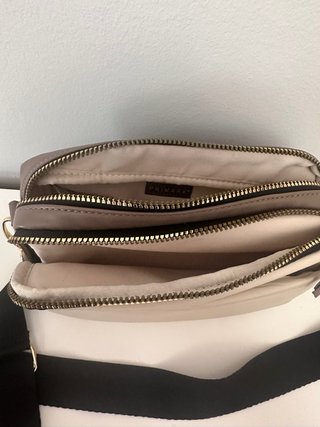 BANDOLERA TRICOLOR CON MONEDERO PRIMARK