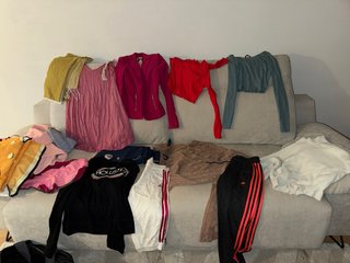 Lote de ropa variada