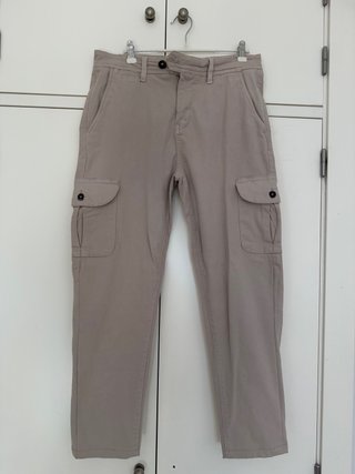 Pantalón cargo JVZ beige
