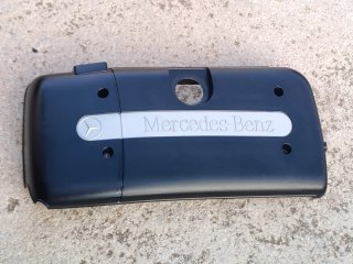 Tapa motor Mercedes 270 CDI