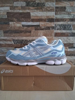 Zapatillas Asics Azul y Blanco