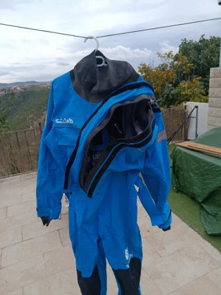Traje de Neopreno Seco Seland Talla M