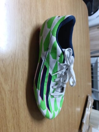 Botas de fútbol Adidas F10