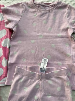 Lote 2 pijamas Next 3-4 años