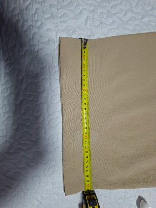 Mono beige de tirantes