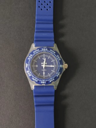Reloj Eristoff Azul y transparente