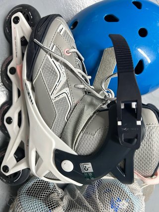 Patines en línea niña Talla 35-38 + Protecciones