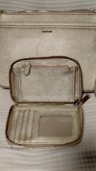Bolso y monedero Parfois dorado