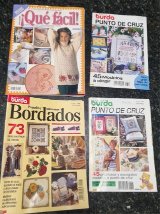 Lote Tela + 4 Revistas de Bordado y Punto de Cruz