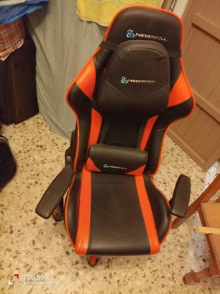 Silla Gaming Newskill Negra y Roja