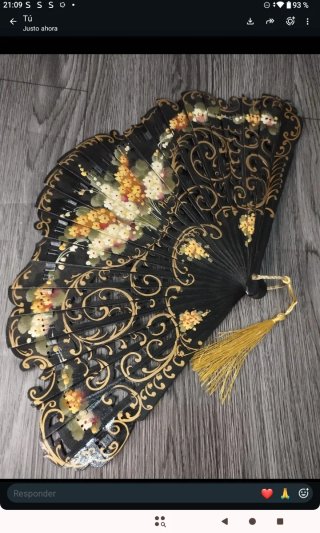 Abanico Pintado a Mano muy elegante y bonito.