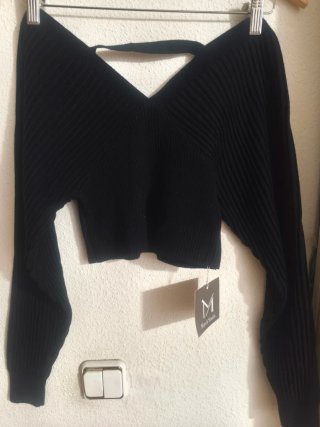 JERSEY DE PUNTO NEGRO. CON ETIQUETA Y SIN ESTRENAR