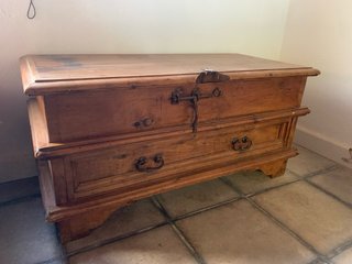 Mesa Baúl de Madera