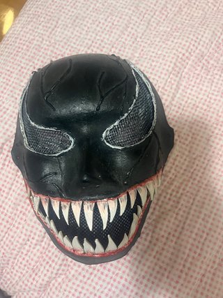 Máscara Venom Negra y Blanca