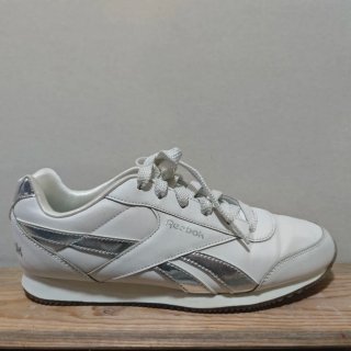Zapatillas Reebok Blancas y Plateadas